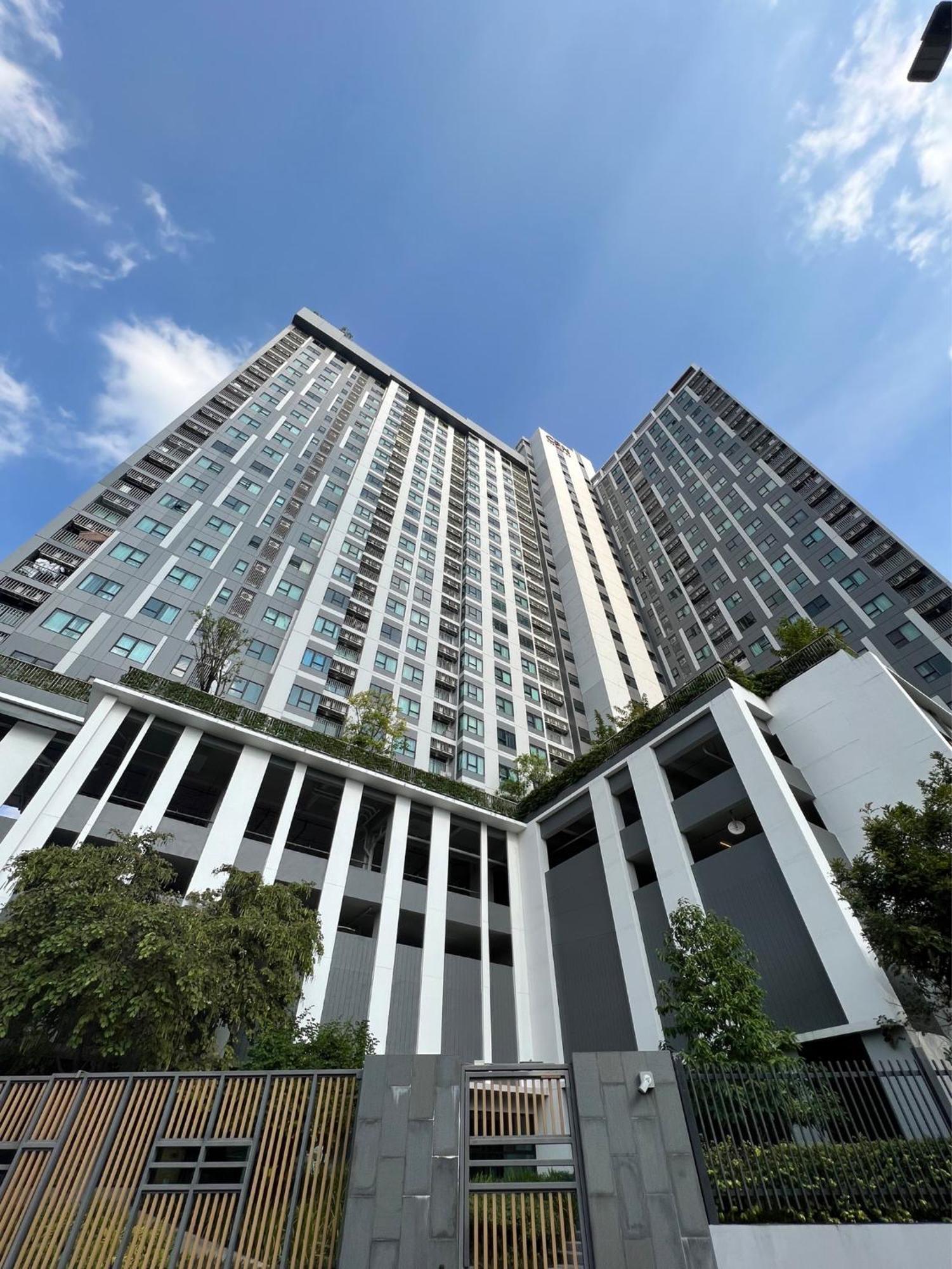 Escent Condominium Chiang Mai Exterior photo
